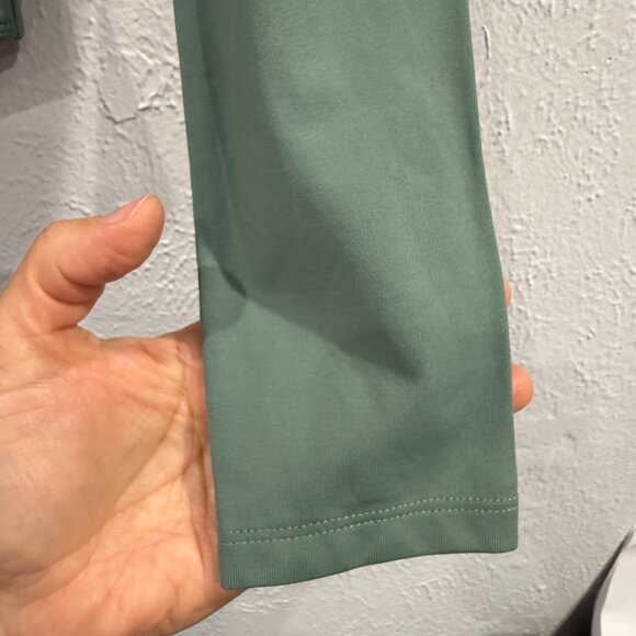 Babaton Aritzia Original Contour Squareneck Bodysuit Dusky Green Thong Size Med - Picture 15 of 15